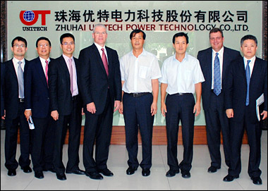 德州儀器董事長(zhǎng)理查德?譚普頓一行到訪優(yōu)特